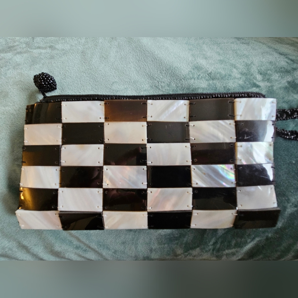 Black and White Mother of PearlShellCheckered ZipClutch, BeadedWrist Strap